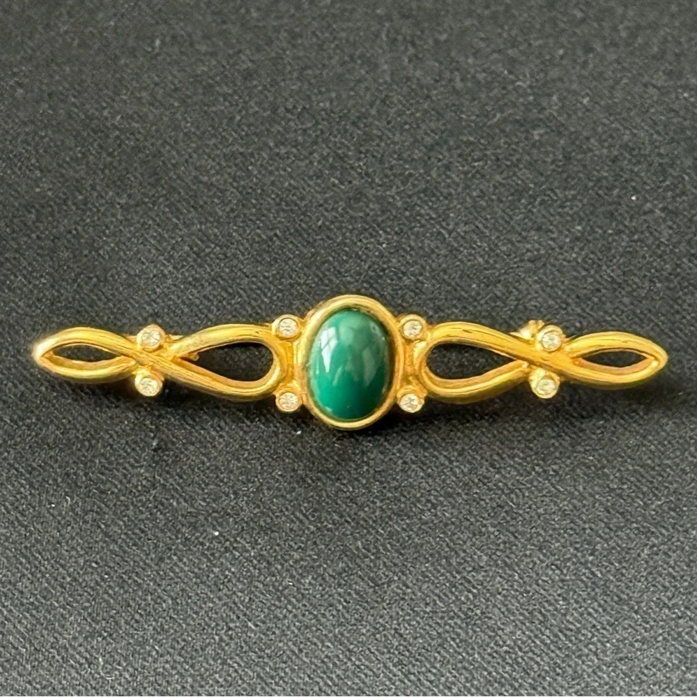Antique Brooch Pin with Oval Green Gem
